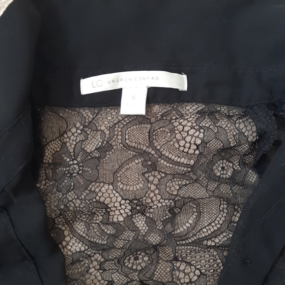 Sheer blouse - Picture 2 of 5